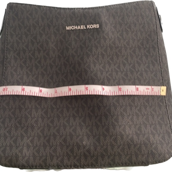 Michael Kors Purse - Picture 3 of 6